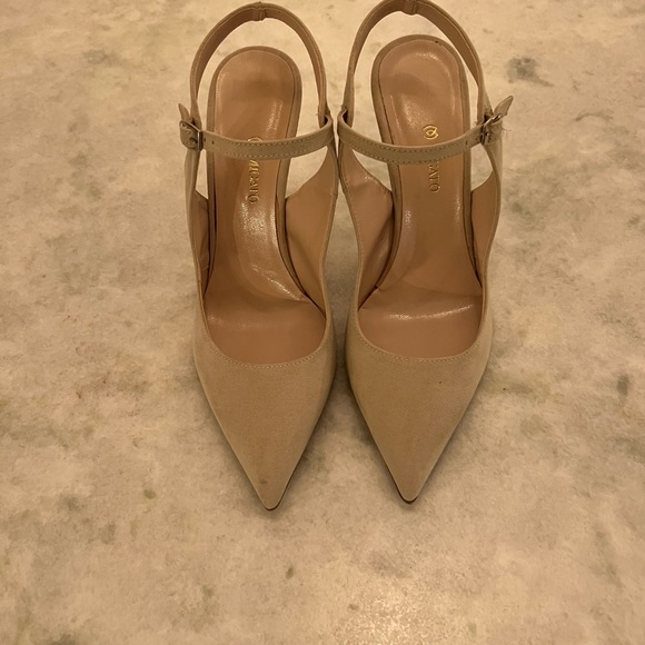 Suede closed toe sandals - Picture 8 of 9